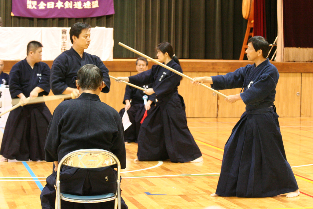 �Z�i������